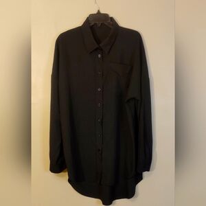 VENUS Elegant Black Button-Down Shirt